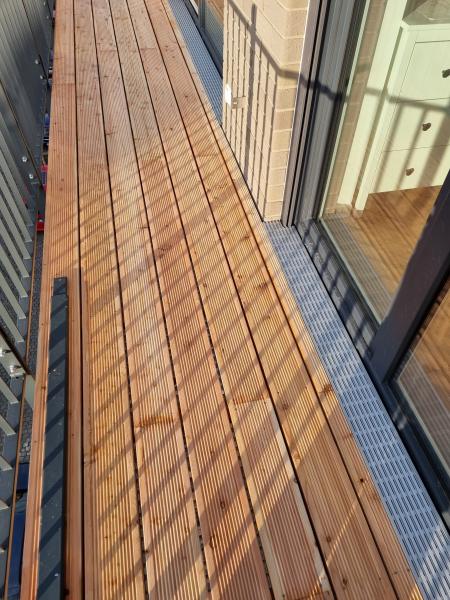Holzbau im Außenbereich – Projektaufnahme 3 der Zimmerei Wiegandt in Leipzig