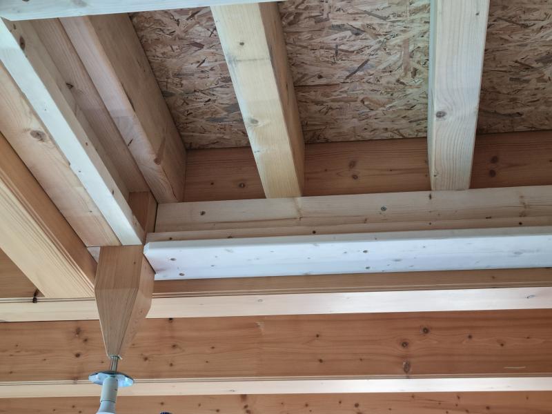 Holzbau im Außenbereich – Projektaufnahme 9 der Zimmerei Wiegandt in Leipzig
